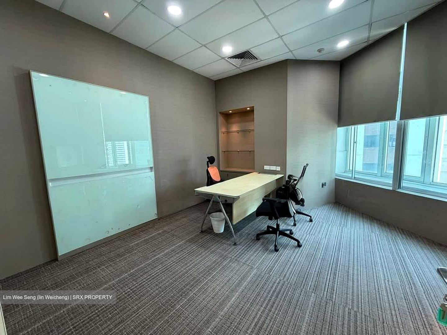 The Octagon (D1), Office #558225891